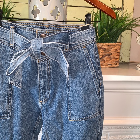 Abercrombie & Fitch Denim - A&F High Rise Tie Waist Mom Jeans Raw Hem NEW 24